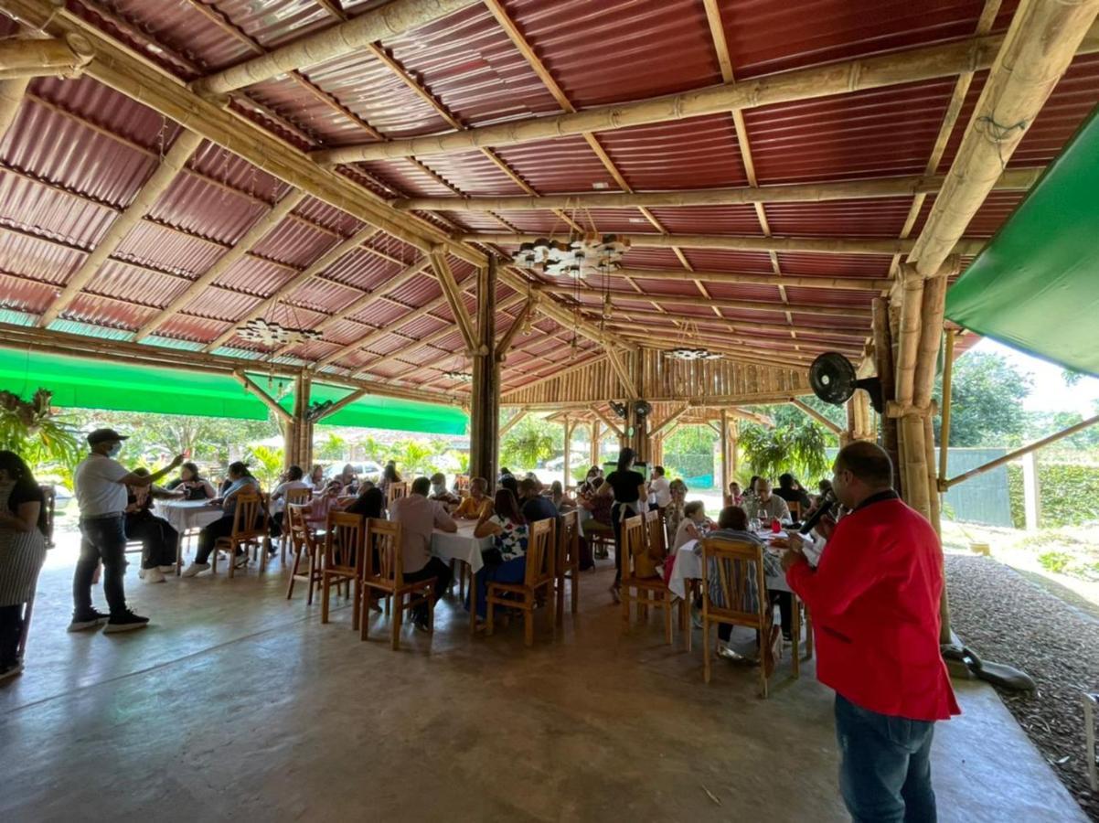 Hotel Campestre Campos Verdes Roldanillo Eksteriør billede